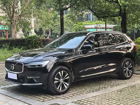 Volvo XC60 2022 B 5 4 WD — фото 24