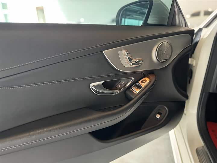 Mercedes-Benz C-Class 2018 C 200 — фото 6