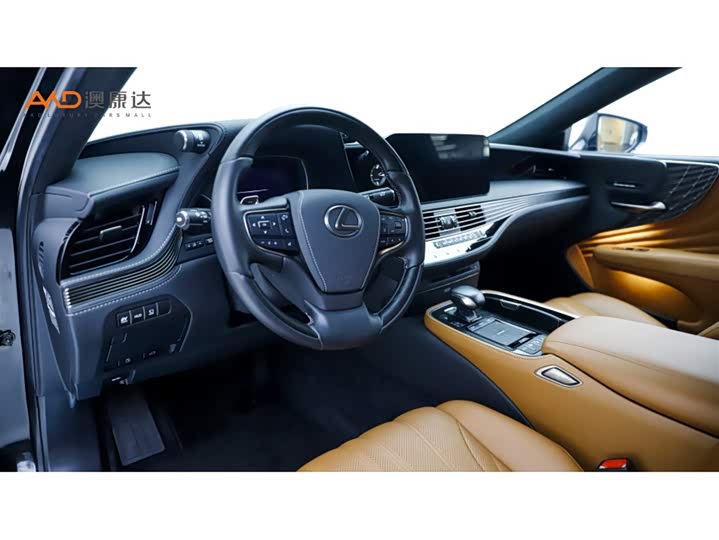 Lexus LS500h/3.5/21 / — фото 6