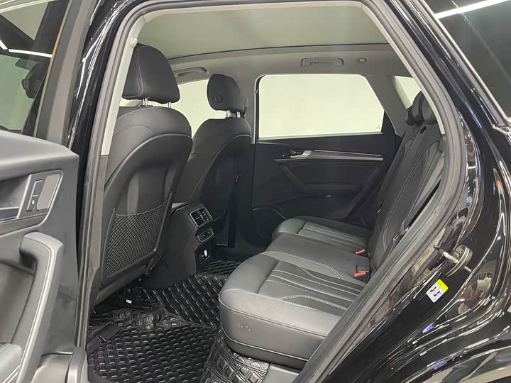 Audi Q5L 2021 40 TFSI — фото 11