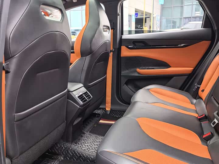 Changan UNI-V 2023 1.5 T — фото 10