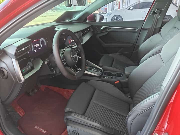 Audi A3 2021 A 3 L Limousine 35 TFSI — фото 7