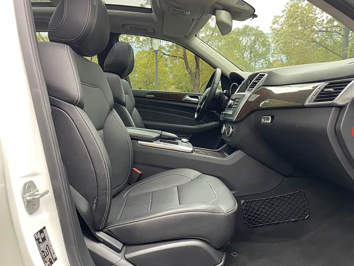 Mercedes-Benz M-Class 2014 ML 350 CDI 4 MATIC — фото 10
