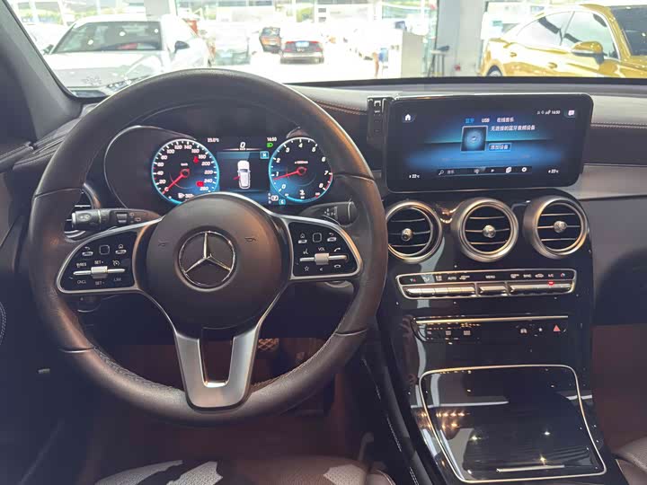 Mercedes-Benz GLC 2022 GLC 260 L 4 MATIC — фото 7