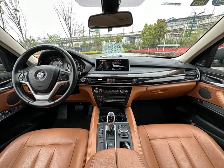 BMW X6 2015 x Drive 35i Luxury — фото 8
