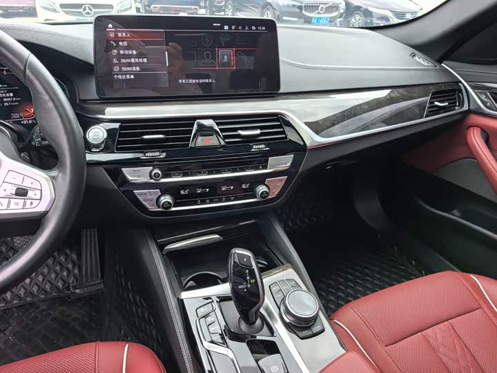 BMW 5 Series рестайлинг 525Li M спортпакет — фото 13