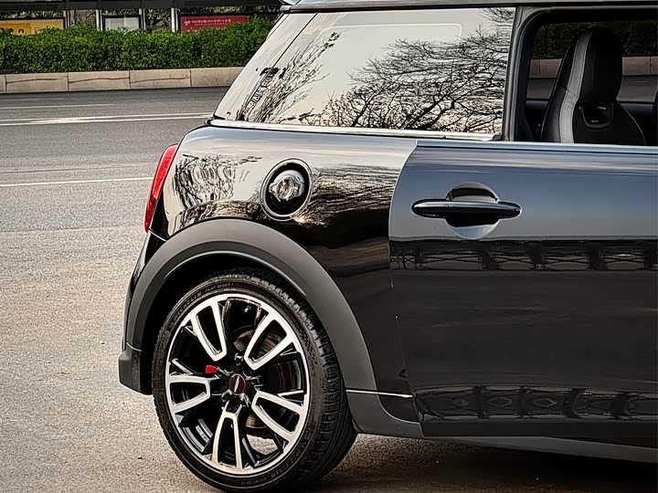 MINI Hatch — фото 10