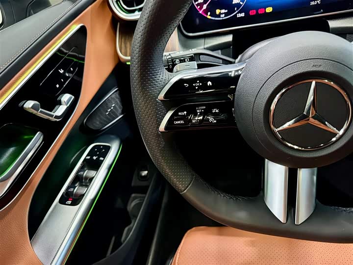 Mercedes-Benz GLC 2025 GLC 300 L 4 MATIC 5 — фото 16