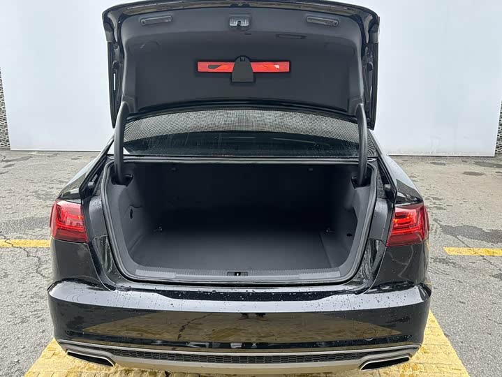 Audi A6L 2018 30 35 TFSI — фото 17