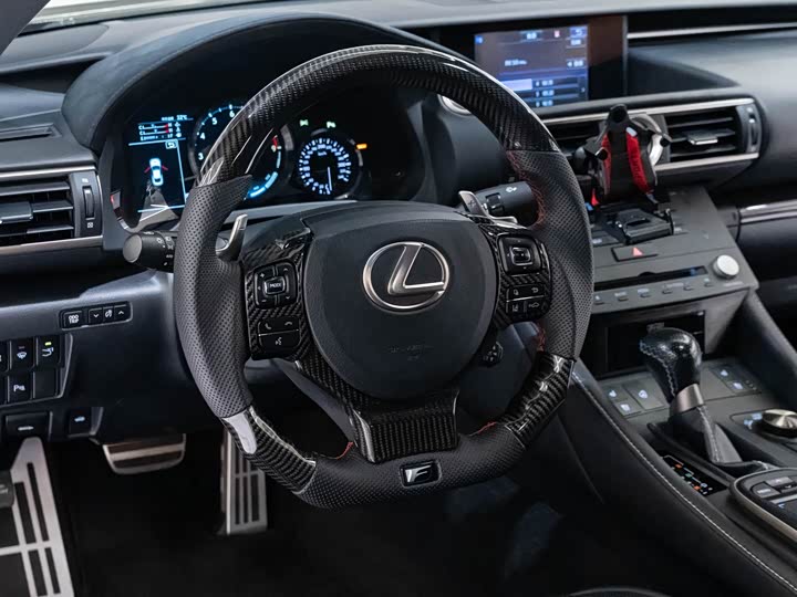 Lexus RC 2015 F 5.0 L — фото 11