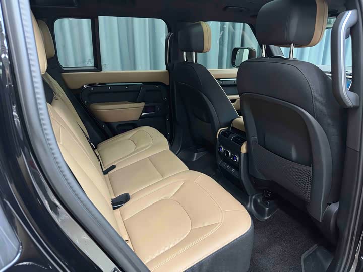 Land Rover Defender — фото 20