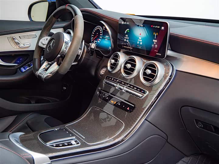 Mercedes-Benz GLC 2022 AMG GLC 43 4 MATIC — фото 24