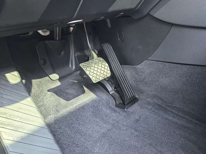 Audi Q3 2018 30 35 TFSI Sport — фото 26