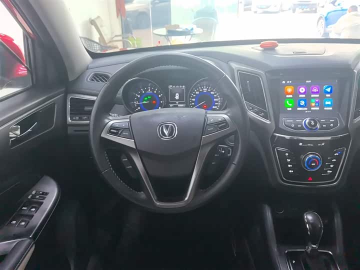 Changan CS35 2017 1.6 L ATLuxury — фото 11