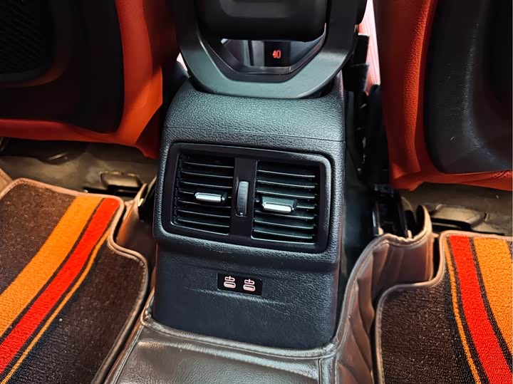 BMW X2 2021 s Drive 25i Leading M — фото 20