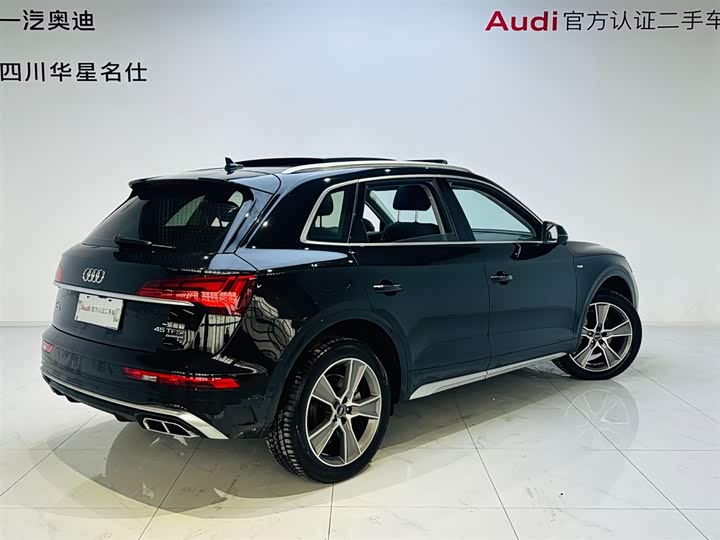 Audi Q5L 2022 45 T — фото 3