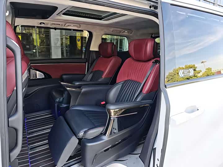 Trumpchi E9 2023 E 9 MAX — фото 11