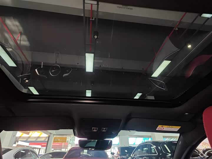 Jaguar XEL 2024 2.0 T 250 PS R-DYNAMIC S — фото 8