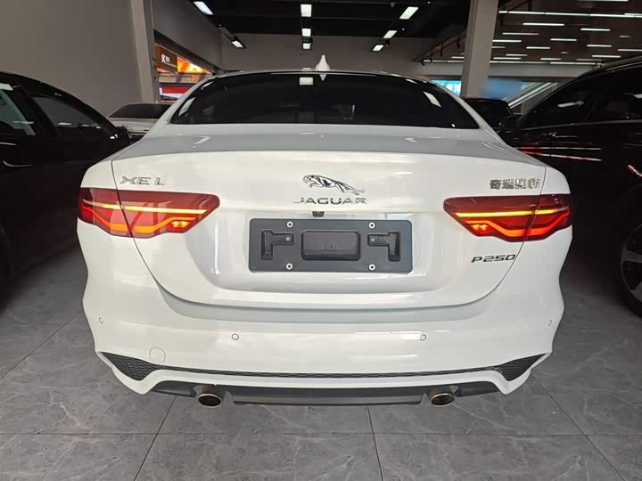Jaguar XEL 2024 2.0 T 250 PS R-DYNAMIC S — фото 22