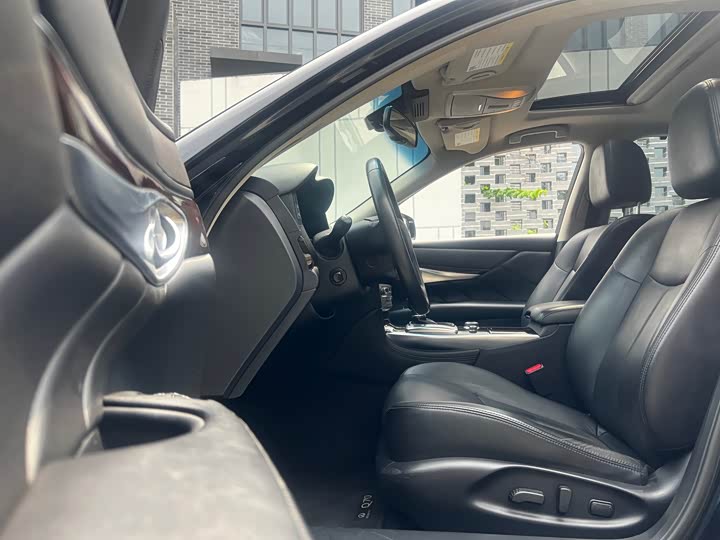 Infiniti Q70 2015 Q 70 L 2.5 L — фото 24
