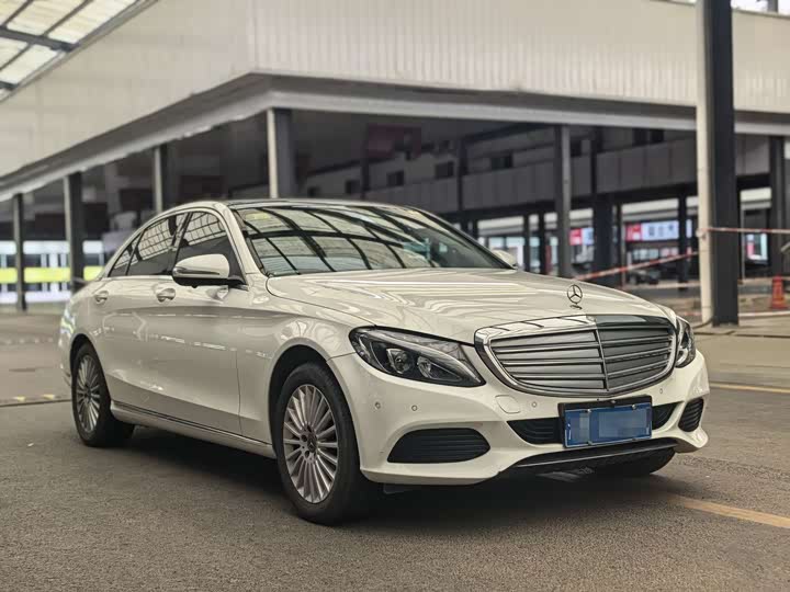 Mercedes-Benz C-Class 2015 C 200 L — фото 3