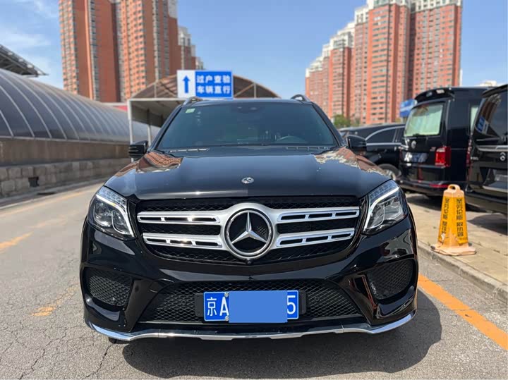 Mercedes-Benz GLS 2018 GLS 400 4 MATICLuxury — фото 2