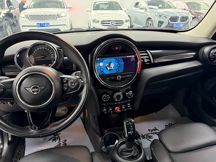 MINI Hatch — фото 11