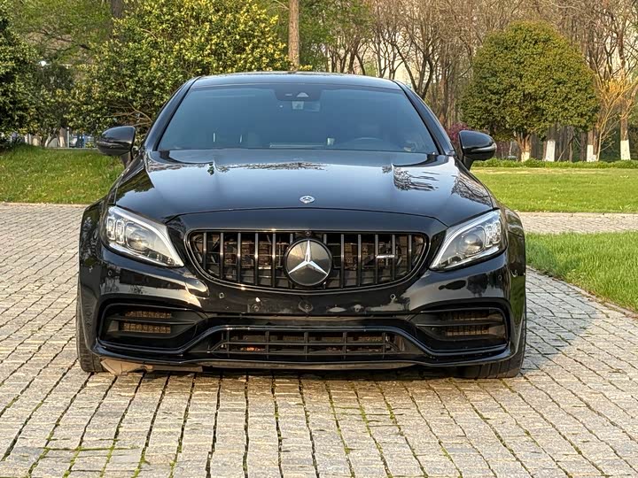 Mercedes-Benz C-Class 2019 AMG C 63 — фото 2