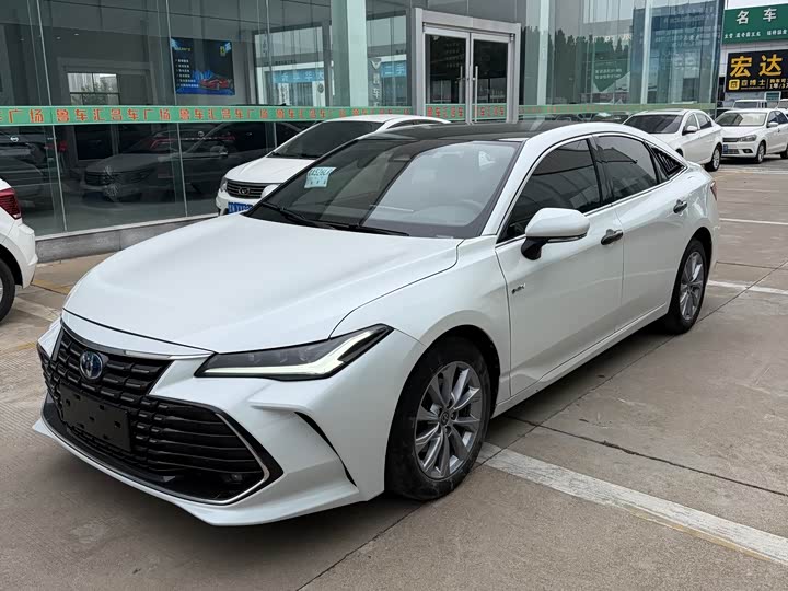 Toyota Avalon — фото 2