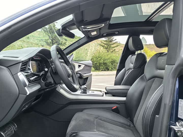 Audi Q8 2019 55 TFSI — фото 8