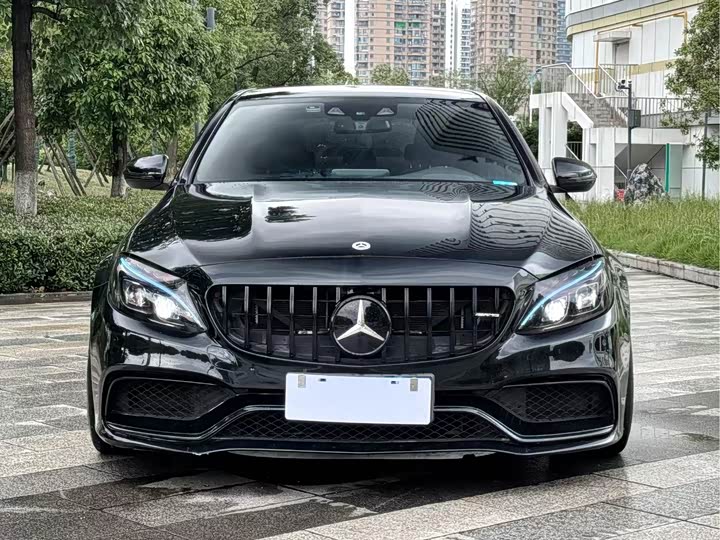 Mercedes-Benz C-Class 2017 AMG C 63 — фото 2