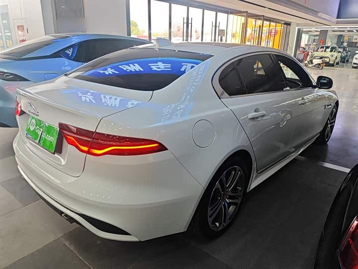 Jaguar XEL 2022 2.0 T 250 PS R-DYNAMIC S — фото 5