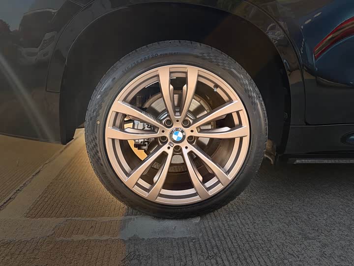 BMW X6 2019 x Drive 35i M — фото 13
