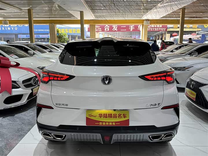 Changan UNI-T 2022 1.5 T Premium — фото 3