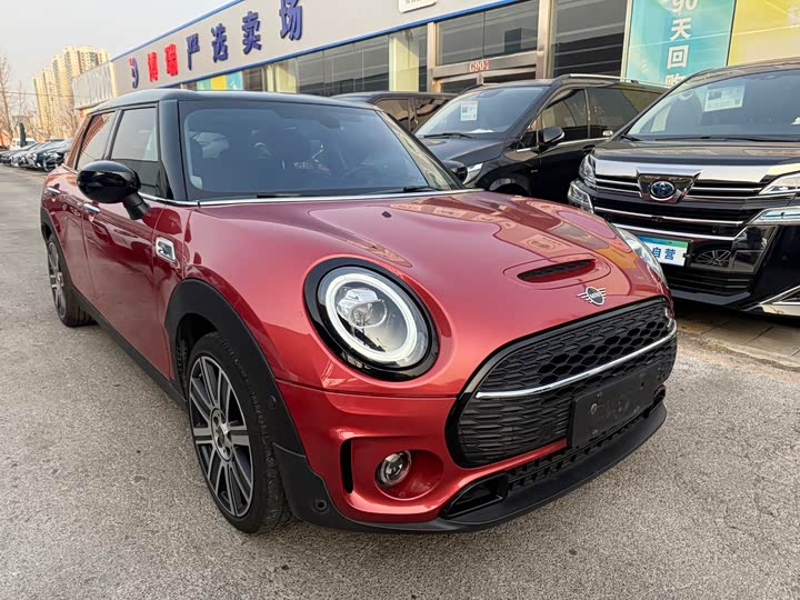 MINI Clubman — фото 3
