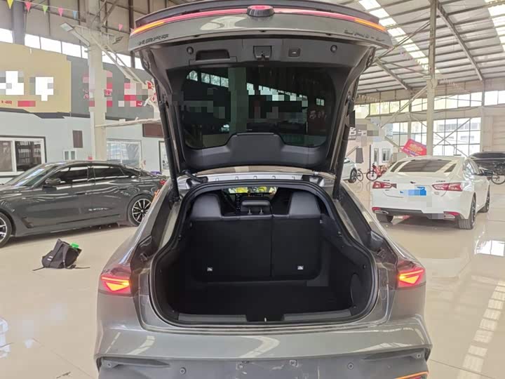 Changan UNI-V 2025 2.0 T — фото 15