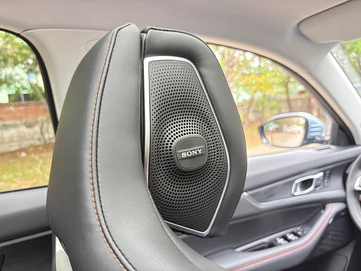 Changan UNI-K 2021 2.0 T Premium — фото 23