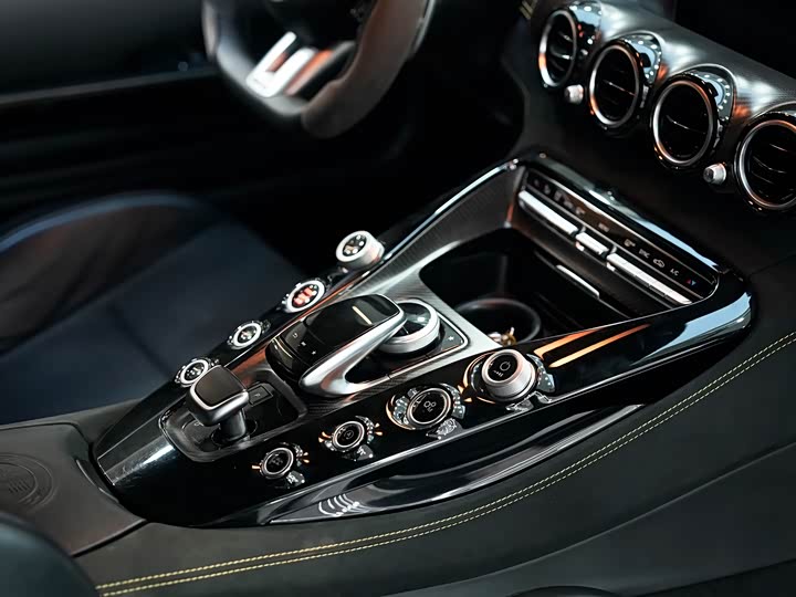 Mercedes-Benz AMG 2017 AMG GT S — фото 21