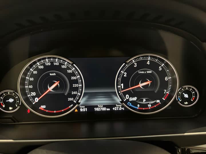 BMW X5 2018 x Drive 35i — фото 7