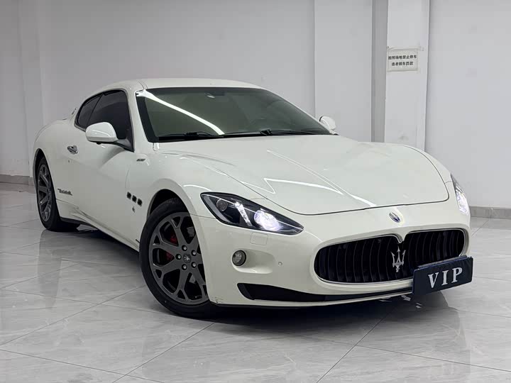 Maserati Gran 2013 4.2 L AT — фото 3