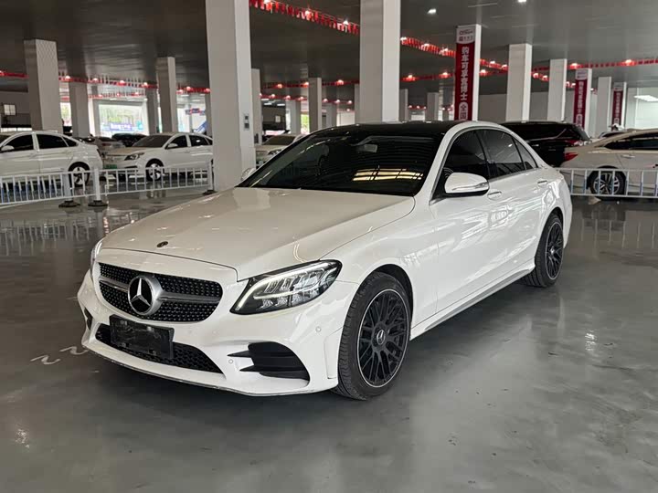 Mercedes-Benz C-Class 2019 C 260 L — фото 1