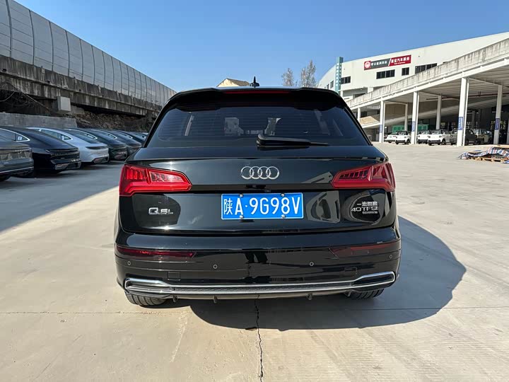 Audi Q5L 2020 40 TFSI — фото 8