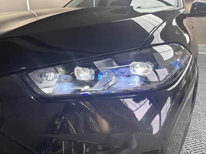 BMW X5 xDrive28i — фото 15