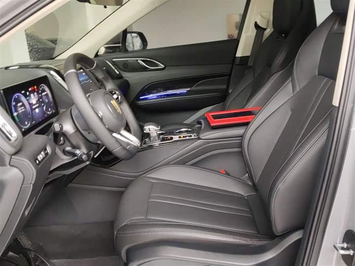 Hongqi HS3 PHEV 2024 115km — фото 15