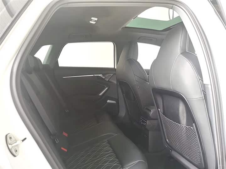 Audi A3 2025 Sportback 35 TFSI — фото 6