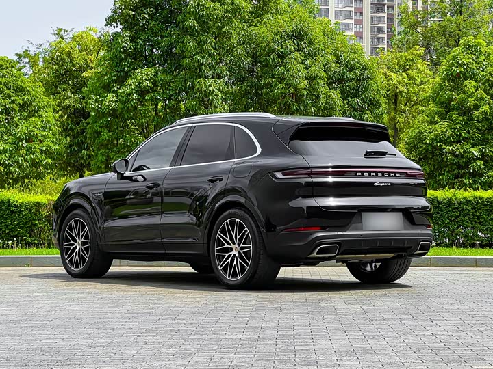 Porsche Cayenne 2025 Cayenne E-Hybrid 2.0 T — фото 4