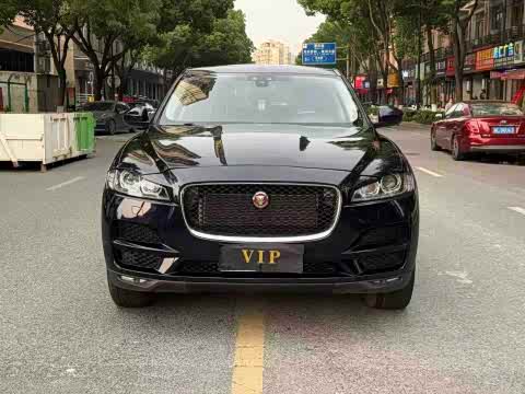 Jaguar F-PACE 2018 2.0 T 4 WDR-Sport — фото 10