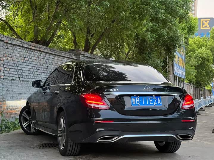 Mercedes-Benz E-Class 2019 E 200 L Sport — фото 7