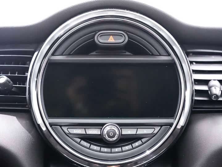 MINI Hatch — фото 23