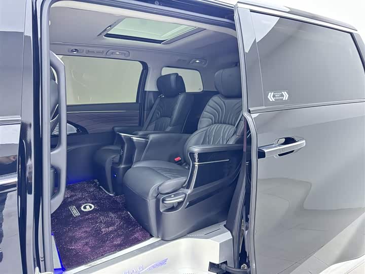 Trumpchi M8 2024 400 T — фото 18